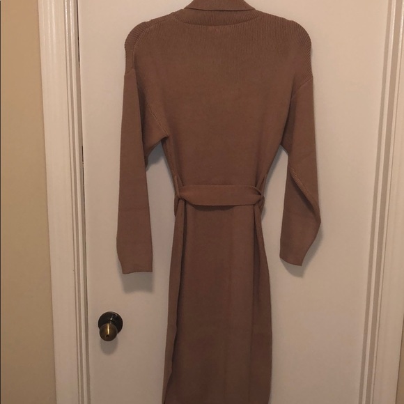 Gorgeous camel/tan sweater dress by day&night - Picture 3 of 5